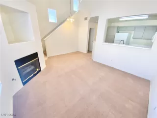 Photo #5: 2613291 Listing 