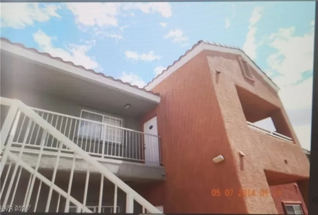 MLS: 2613326 Condo For Sale