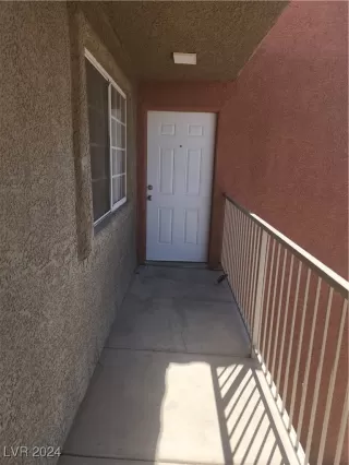 Photo #1: 2613326 Listing 