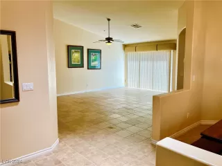 Photo #3: 2613371 Listing 