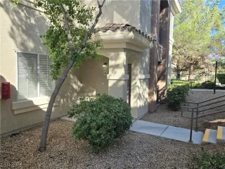 Photo #1: 2613401 Listing 