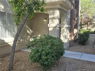 Photo #6: 2613401 Listing 