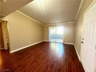 Photo #4: 2613415 Listing 