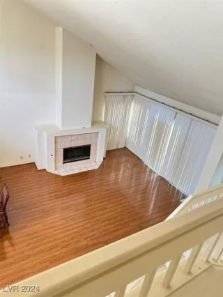 Photo #6: 2613421 Listing