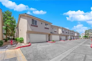 Photo #5: 2613423 Listing