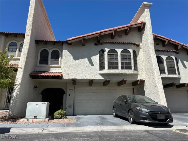 MLS: 2613471 Condo For Sale