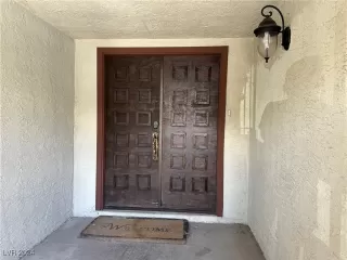 Photo #4: 2613471 Listing