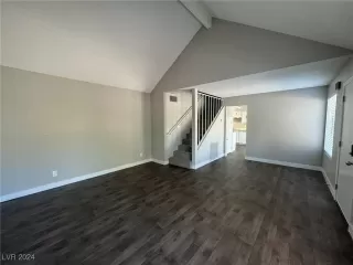 Photo #3: 2613476 Listing