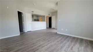 Photo #4: 2613534 Listing 