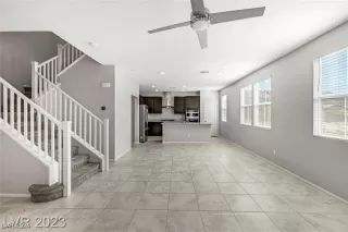 Photo #1: 2613592 Listing