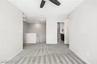 Photo #6: 2613592 Listing