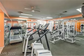 Photo #3: 2613601 Listing