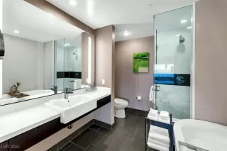 Photo #1: 2613605 Listing 