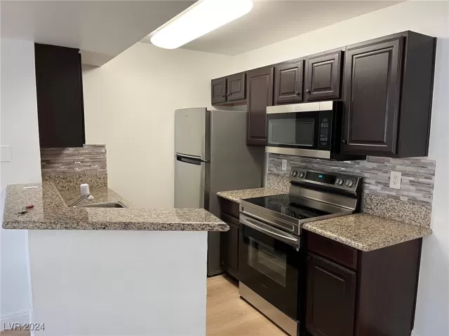 MLS: 2613617 Condo For Sale