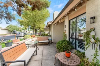 Photo #5: 2613705 Listing