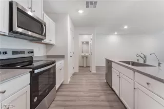 Photo #6: 2613733 Listing 