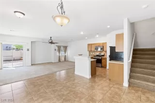 Photo #5: 2613735 Listing