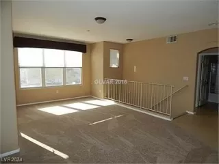 Photo #4: 2613738 Listing 