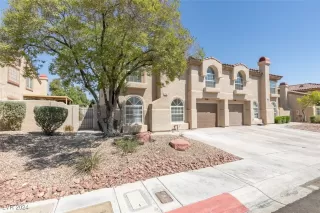 Photo #1: 2613743 Listing