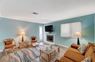 Photo #2: 2613766 Listing