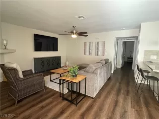 Photo #1: 2613792 Listing 