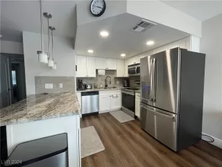 Photo #5: 2613792 Listing 