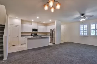 Photo #4: 2613794 Listing 