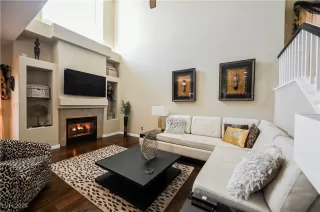 Photo #2: 2613803 Listing 