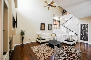 Photo #3: 2613803 Listing 