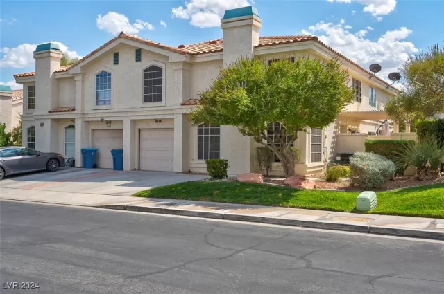 MLS: 2613820 Condo For Sale