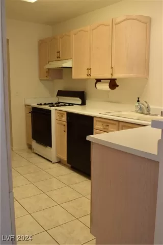 Photo #1: 2613840 Listing