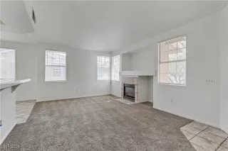 Photo #5: 2613870 Listing