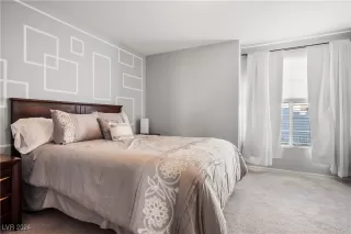 Photo #2: 2613888 Listing