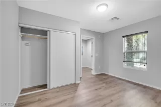 Photo #5: 2613901 Listing