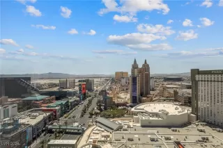 Photo #1: 2613921 Listing 