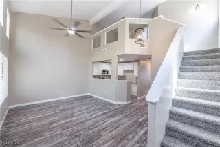 Photo #2: 2613922 Listing 