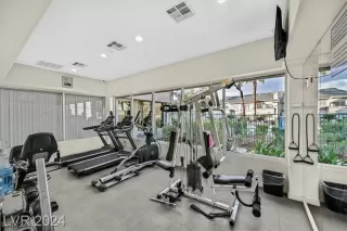 Photo #2: 2613969 Listing