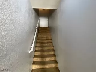 Photo #3: 2613970 Listing 