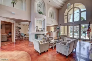 Photo #2: 2613988 Listing 