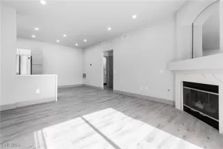 Photo #6: 2613988 Listing 