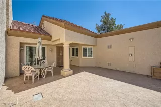 Photo #4: 2614023 Listing