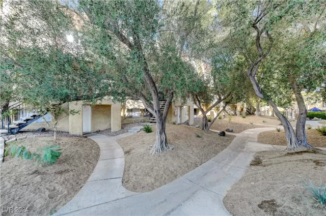 MLS: 2614024 Condo For Sale