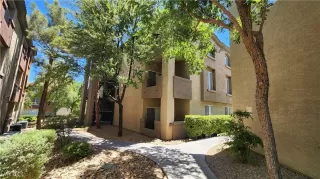 Photo #1: 2614066 Listing 