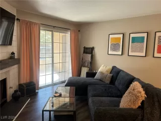 Photo #3: 2614084 Listing 