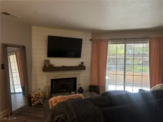 Photo #4: 2614084 Listing 