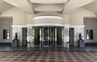 Photo #1: 2614112 Listing 