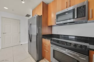 Photo #6: 2614137 Listing 