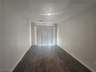 Photo #4: 2614144 Listing 