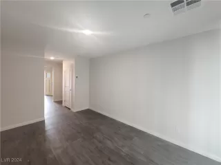 Photo #6: 2614144 Listing 