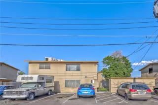 Photo #1: 2614146 Listing 